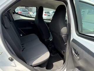Toyota Aygo 2022 1.0-thumb-8