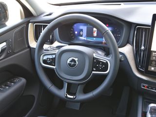 Volvo XC 60 2025 New Recharge PHEV T6 Ultra Dark-thumb-15