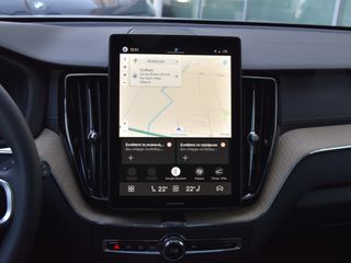 Volvo XC 60 2025 New Recharge PHEV T6 Ultra Dark-thumb-18