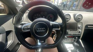 Audi A3 2011 S-LINE-thumb-3