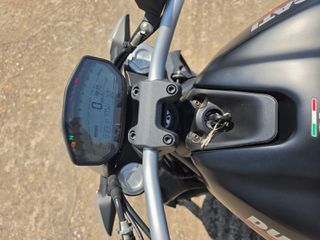 Ducati Monster 821 2015 MONSTER 821-thumb-11
