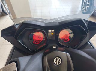 Yamaha XMAX 125 2015 ABS-thumb-8
