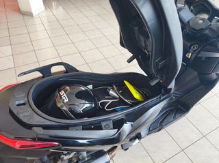 Yamaha XMAX 125 2015 ABS-thumb-9