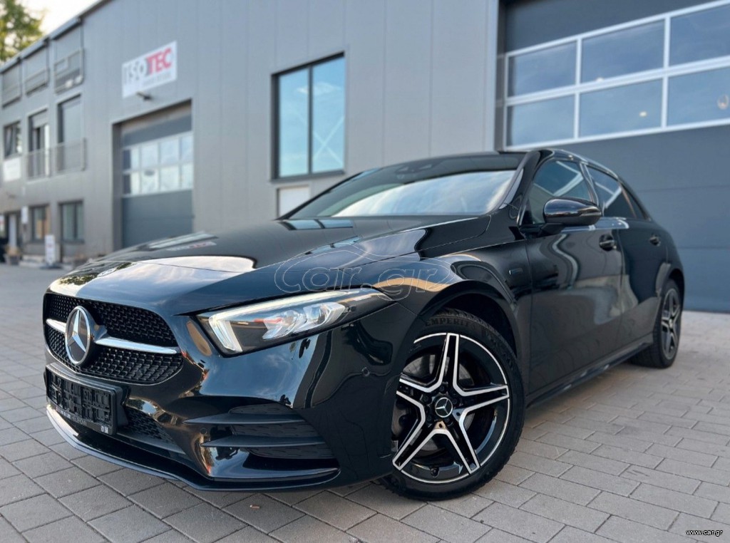 Mercedes-Benz A 250 2021 E AMG-LINE 8G-DCT