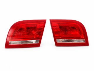 Audi A3 Sportback 8P ΦΑΝΑΡΙΑ ΕΣΩΤΕΡΙΚΑ ΟΠΙΣΘΕΝ ΔΕΞΙ ΚΑΙ ΑΡΙΣΤΕΡΟ 8P4 945 093D