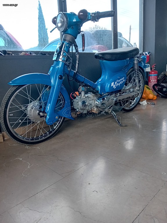 Honda C 1986 C50