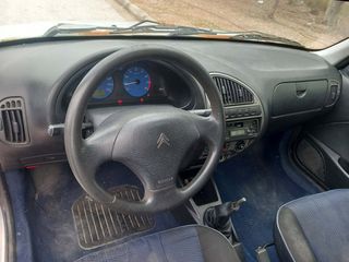 Citroen Saxo 2002-thumb-1