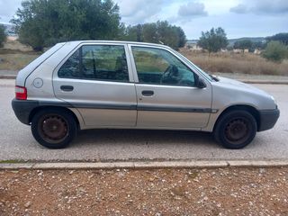 Citroen Saxo 2002-thumb-4