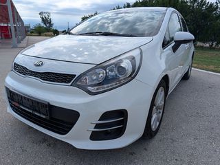 Kia Rio 2016-thumb-1