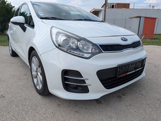Kia Rio 2016-thumb-5