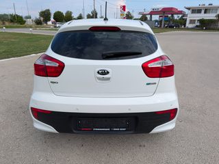 Kia Rio 2016-thumb-7