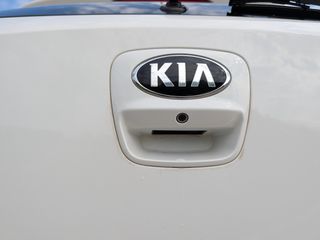 Kia Rio 2016-thumb-10