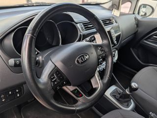 Kia Rio 2016-thumb-11