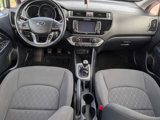 Kia Rio 2016-thumb-32