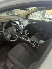 Ford Focus 2018 SW ECOBOOST-thumb-12