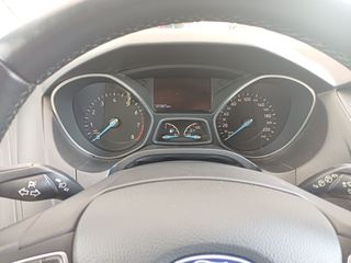 Ford Focus 2018 SW ECOBOOST-thumb-14