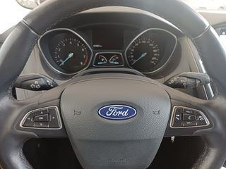Ford Focus 2018 SW ECOBOOST-thumb-15
