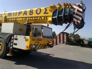 Γερανοί Demag 1990 AC265-thumb-3