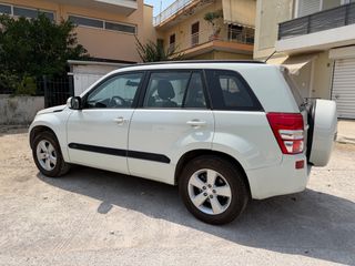 Suzuki Grand Vitara 2009-thumb-1