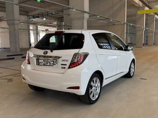 Toyota Yaris 2014 HYBRID AUTOMATIC NAVI-CAMERA-thumb-6