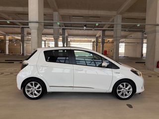 Toyota Yaris 2014 HYBRID AUTOMATIC NAVI-CAMERA-thumb-5