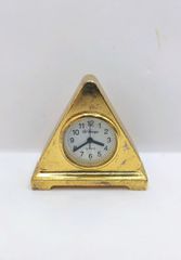 ΕΠΙΤΡΑΠΕΖΙΟ ΡΟΛΟΙ ΜΙΝΙΑΤΟΥΡΑ LES TEMPS ΤΡΙΓΩΝΟ A9056 ΤΙΜΗ