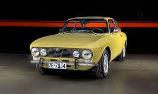 Alfa Romeo Giulia 1974 GT VELOCE