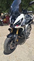 Honda X-ADV 2023 X-ADV 750 DCT ABS-thumb-1
