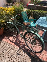 Πόλης Raleigh 1952