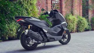 Honda PCX 125 2026 Διαθέσιμο-thumb-3