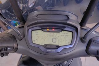 Piaggio Beverly 300i 2023 BEVERLY 300 HPE-thumb-10