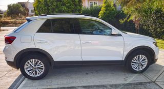 Volkswagen T-Roc 2022 DSG-Navi-Paddles-2 Parktronic-Led-Ελληνικό-Ατρακάριστο-thumb-1