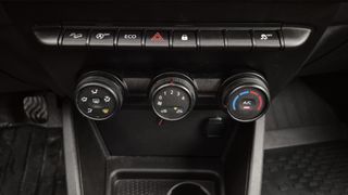 Dacia Duster 2022 1.5 Blue dCi Essential 4x4 | ΕΩΣ 5 ΕΤΗ ΕΓΓΥΗΣΗ-thumb-22