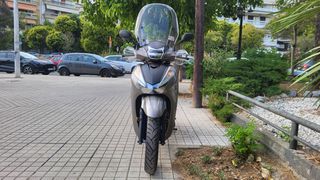 Honda SH 300i 2018-thumb-8