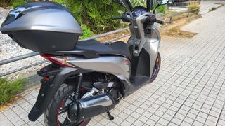 Honda SH 300i 2018-thumb-4