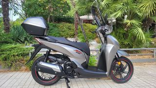 Honda SH 300i 2018-thumb-3
