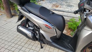 Honda SH 300i 2018-thumb-24