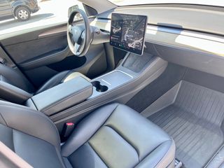 Tesla Model Y 2021 LONG RANGE DUAL MOTOR-thumb-20