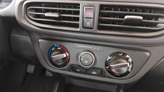 Hyundai i 10 2021 1.0 ACTIVE-thumb-9