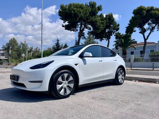 Tesla Model Y 2021 dual motor long range-thumb-4