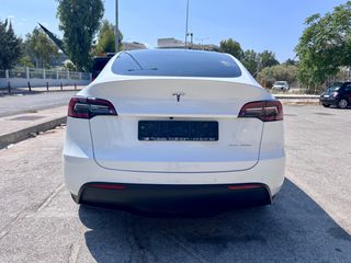 Tesla Model Y 2021 dual motor long range-thumb-10
