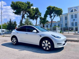 Tesla Model Y 2021 dual motor long range-thumb-12