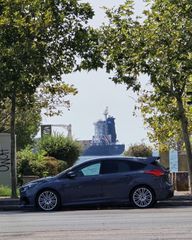 Ford Focus 2017 RS-thumb-4