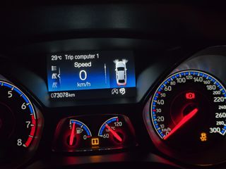 Ford Focus 2017 RS-thumb-7
