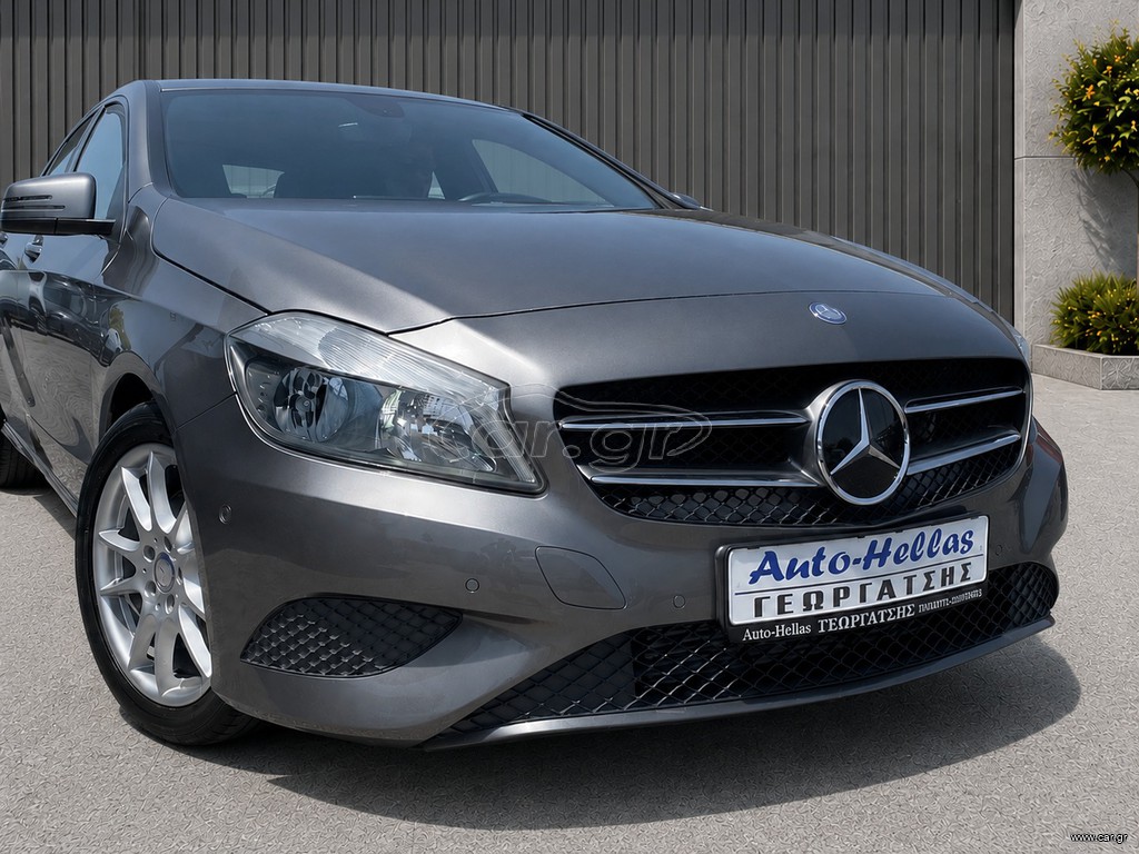 Mercedes-Benz 180 2014 ~122HP-Πλοηγός-Ζάντες 17"-Δέρμα-Κλίμα-Θερμαινόμενο Σαλόνι~