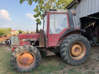 Τρακτέρ International 1984 885 XL