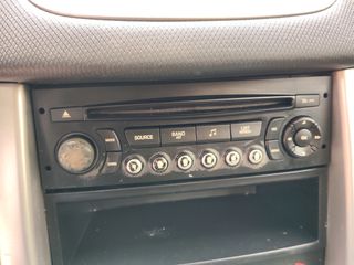 Peugeot 207 2010 FACELIFT 1400-16v-thumb-17