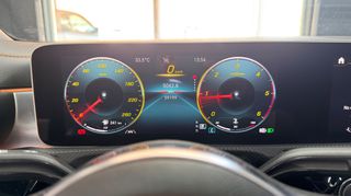 Mercedes-Benz CLA 180 2020 AMG LINE PANORAMA LED-MULTIBEAM EDITION 1-thumb-40