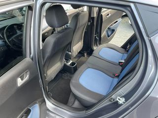 Hyundai i 10 2018 1.0 TREND AUTOMATIC-thumb-18