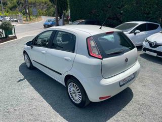 Fiat Punto 2014-thumb-9